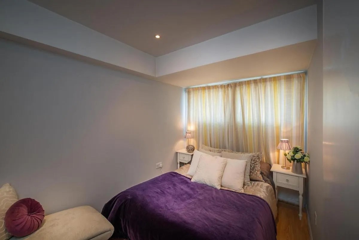 Great Large 4Bed House Near Tube Sleeps 7 -Perfect For London Stays Holiday home